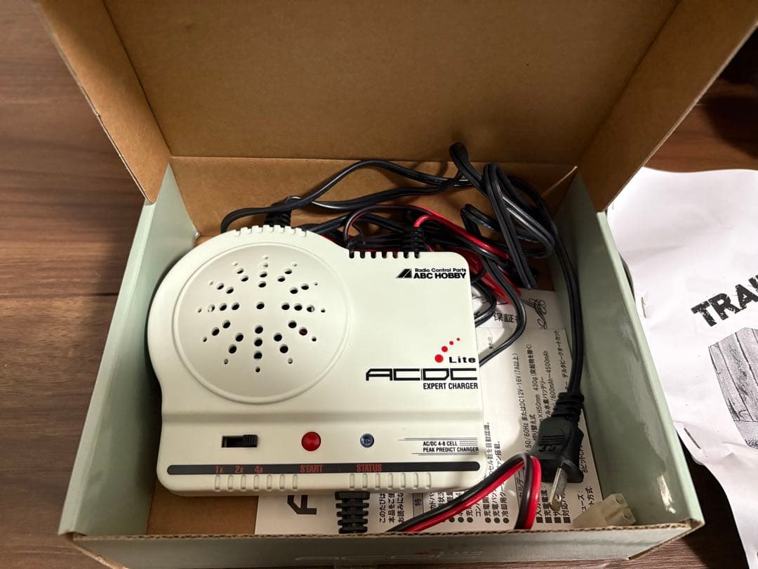 TRAIL STOMPER 4WD ラジコン