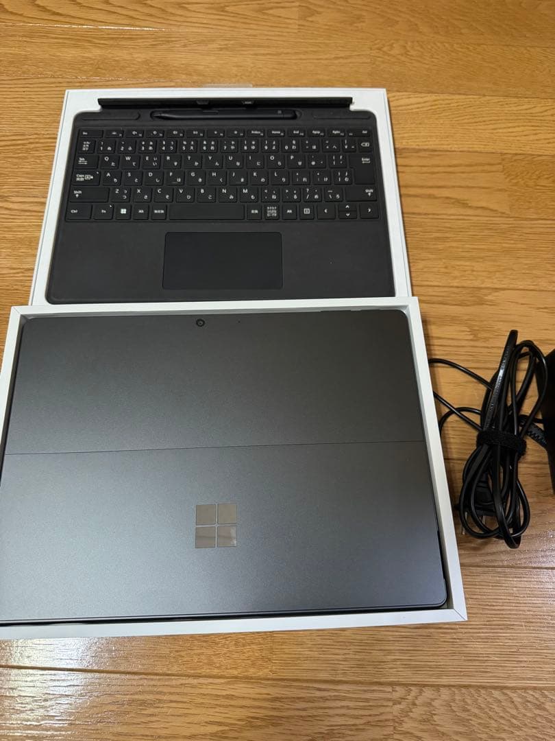 Surface Pro 9 i5 /8GB /256GBキーボード＆ペン付完備品