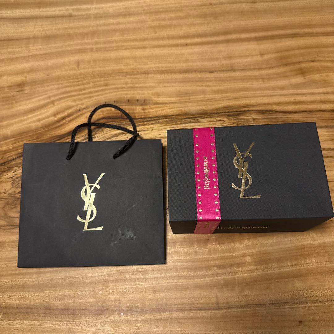 06 ローズヘイズYSL メイクミーブラッシュパウダー