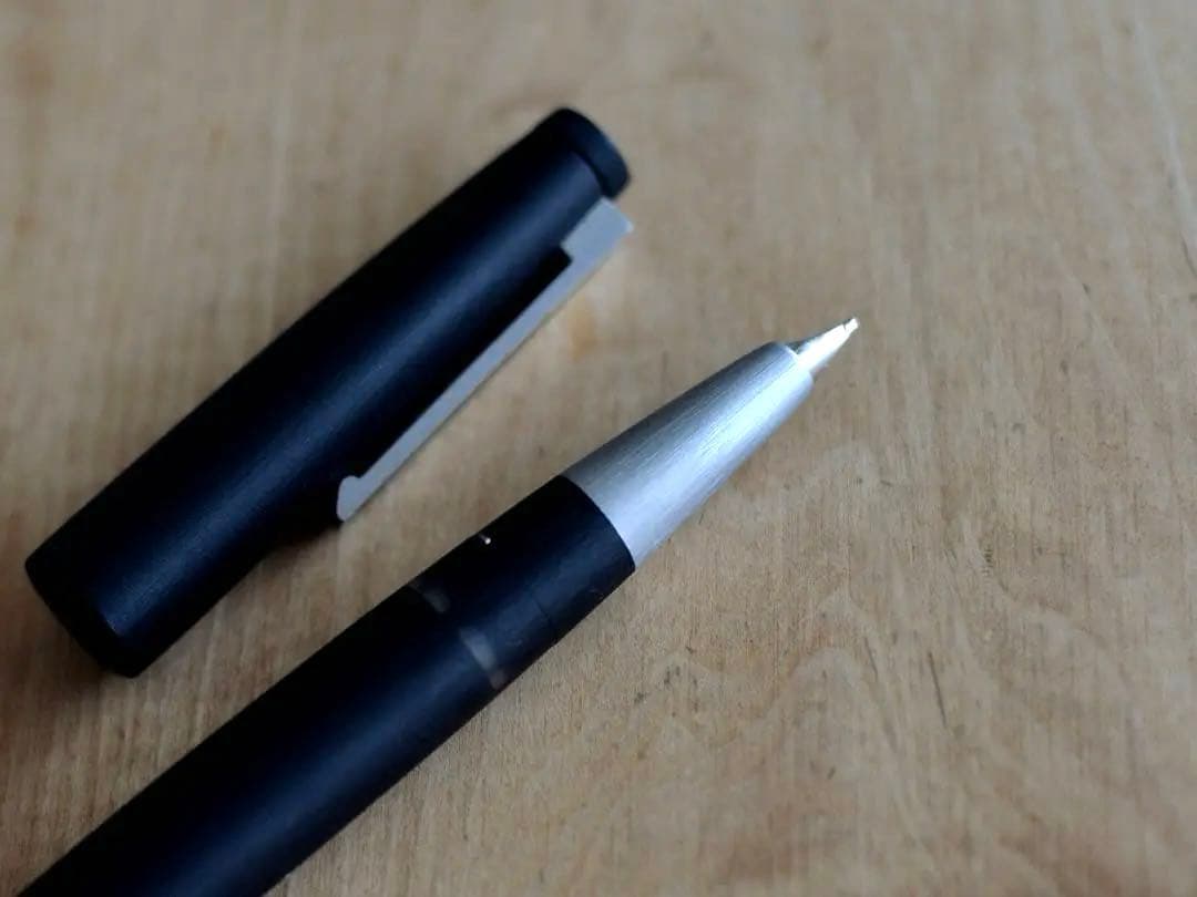 LAMY 2000 万年筆 Mブラック 専用ボックス付き