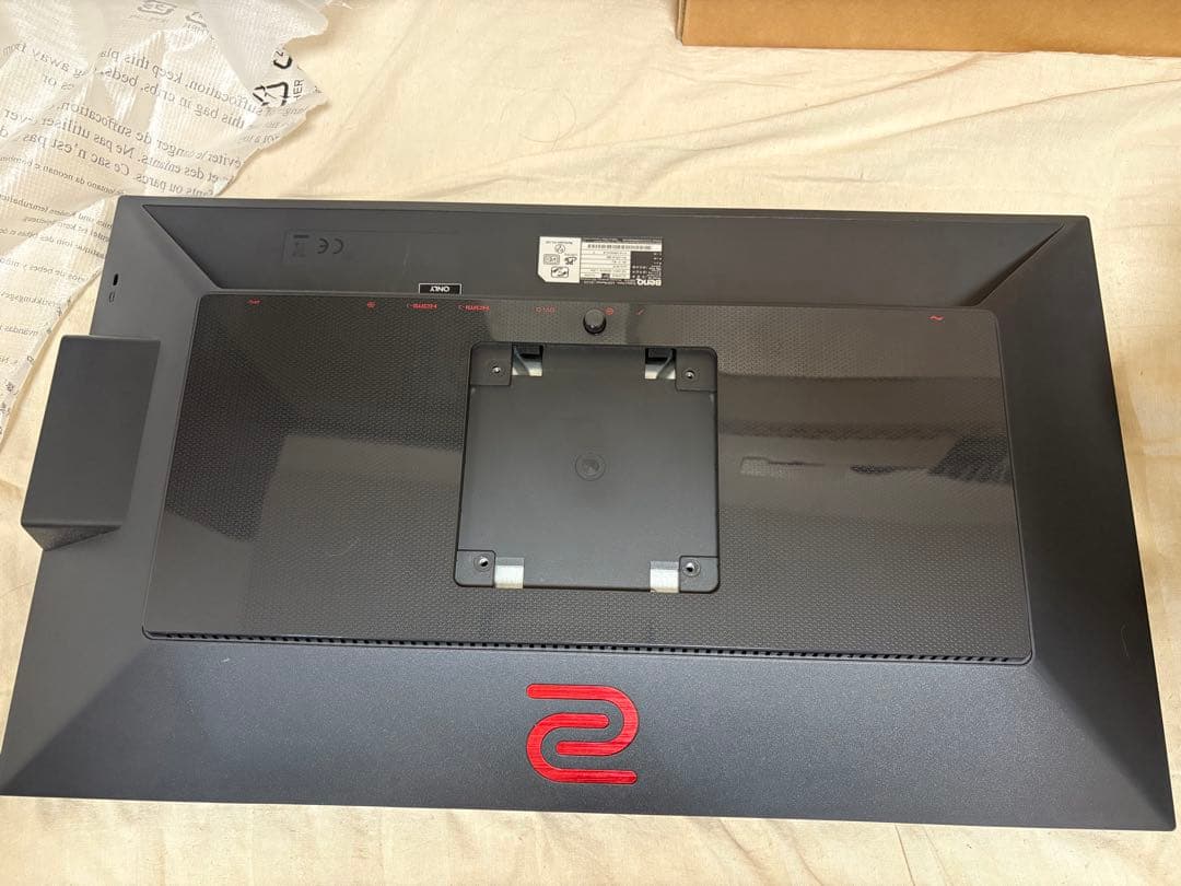 ZOWIE XL2546 240Hz ゲーミングモニター