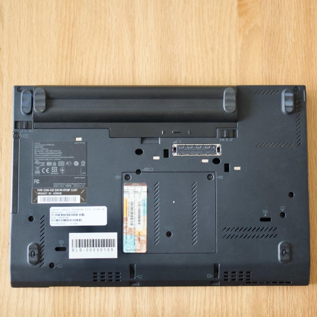 Lenovo Thinkpad x220 i5/SSD128GB USキーボード