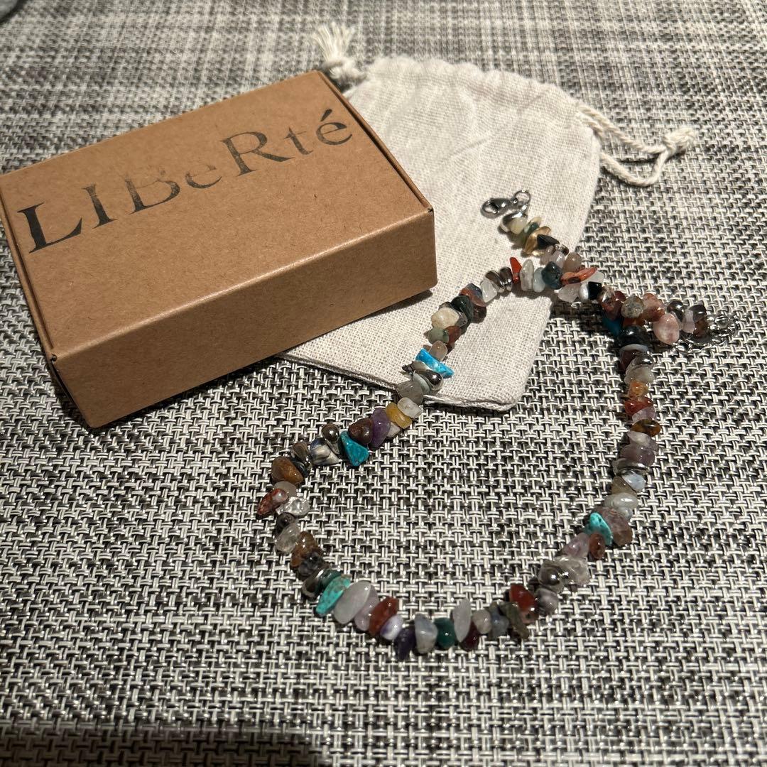 LIBeRté ハンドメイドネックレス Neo Pebbles