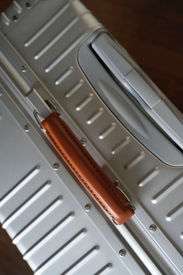 イノベーター innovator スーツケース　アルミ　70l