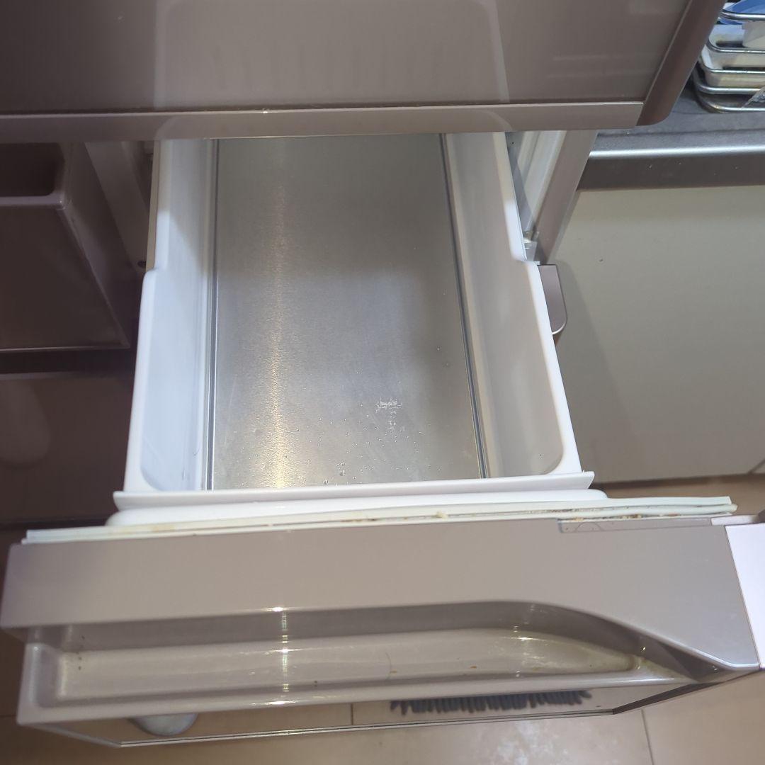 HITACHI ５ドア冷蔵庫 シルバー