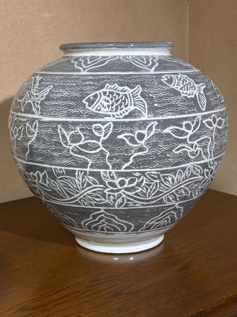 古堂 趙斗彦 掻き落とし 魚文様 大壺 共箱 説明書付き 高麗青磁 美品 宗教