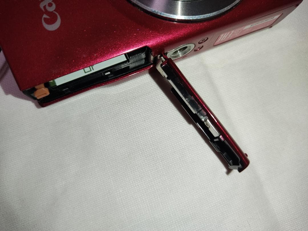 【ジャンク】Canon IXY120 コンパクトデジタルカメラ レッド