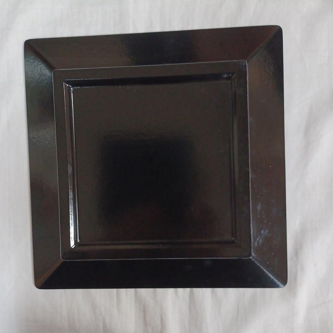 一閑塗四方盆と食籠