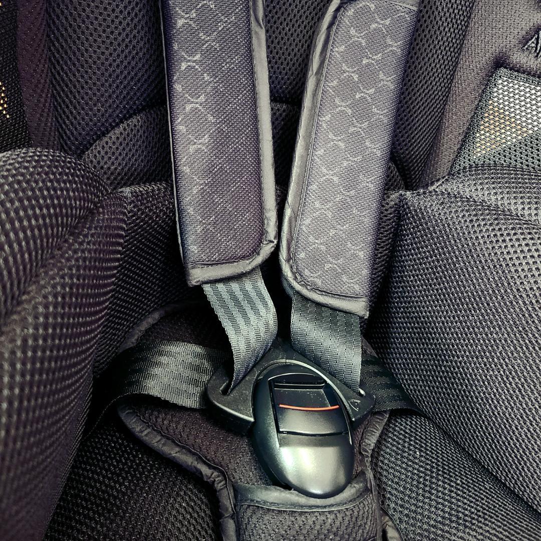 Aprica エアグルーヴプラス チャイルドシート ジュニアシート ブラック