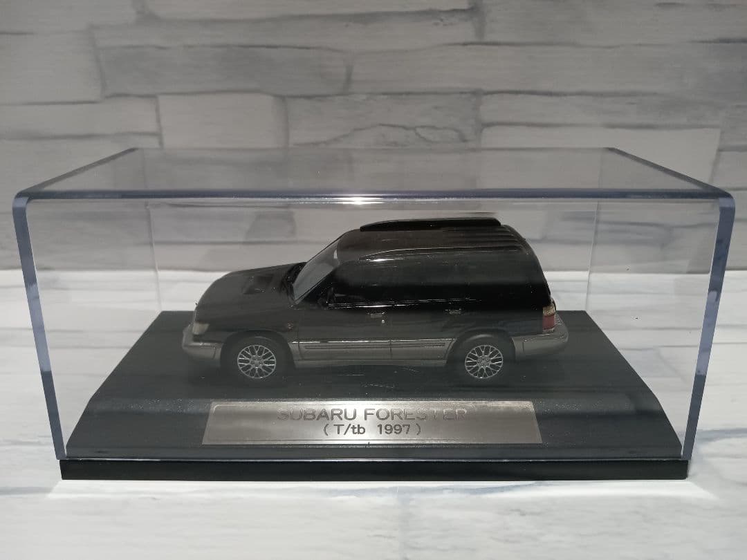 1/43 スバル　フォレスター　T/tb ミニカー　ブラックマイカ　2トーン