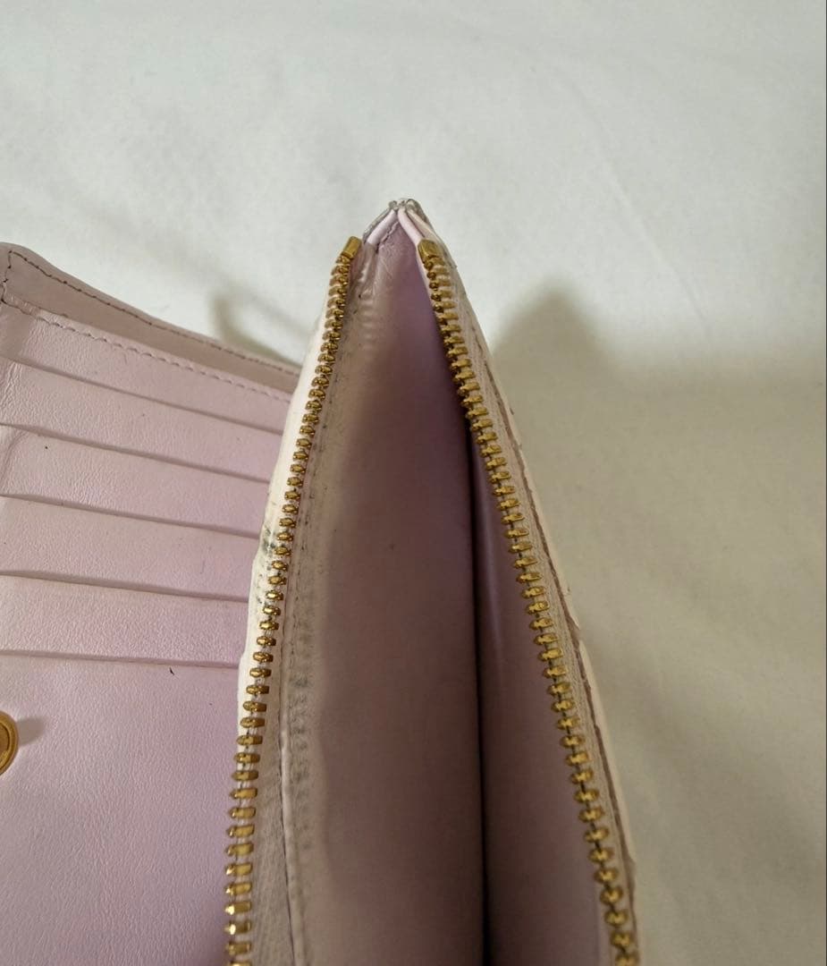 ボッテガ・ヴェネタ　二つ折り財布　袋付き