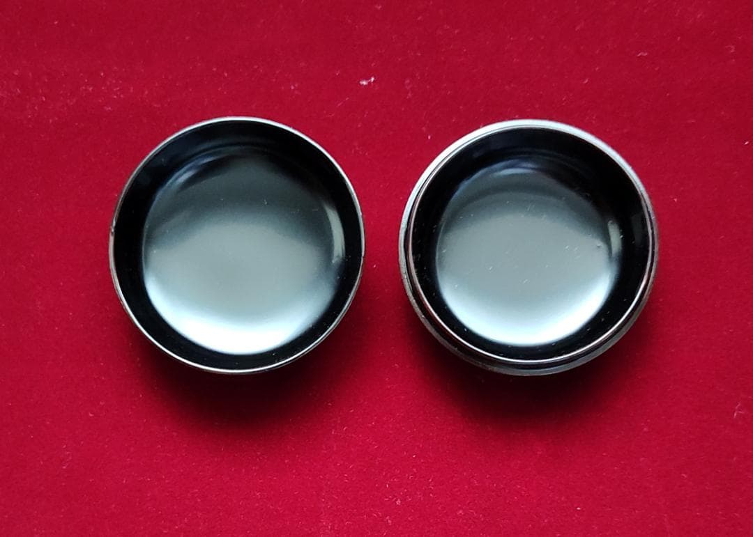 黒色漆器 鈴虫 香合