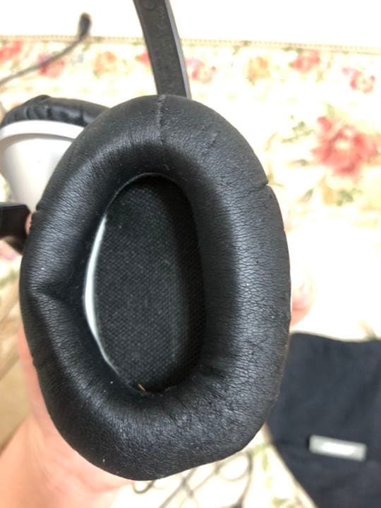 BOSE オーディオヘッドホン+ソニー ウォークマン