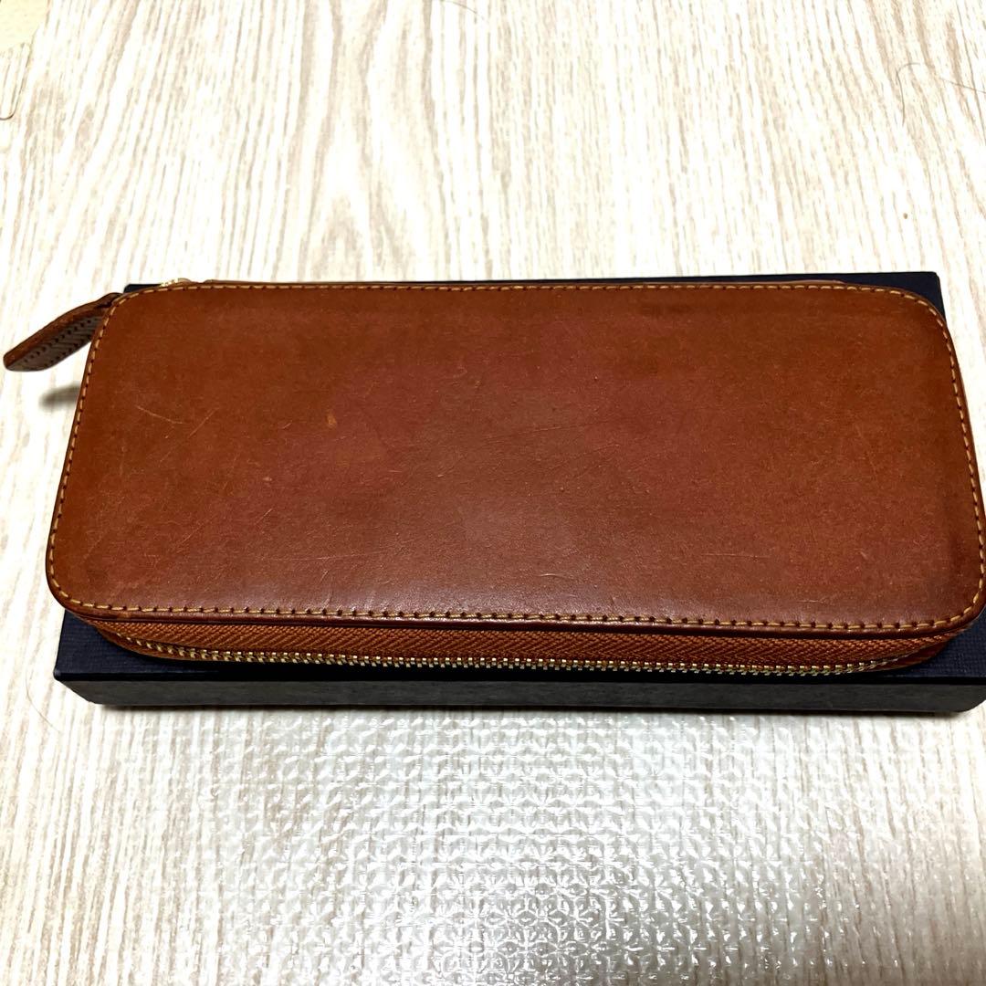 バハギア　ラウンドジップペンケース