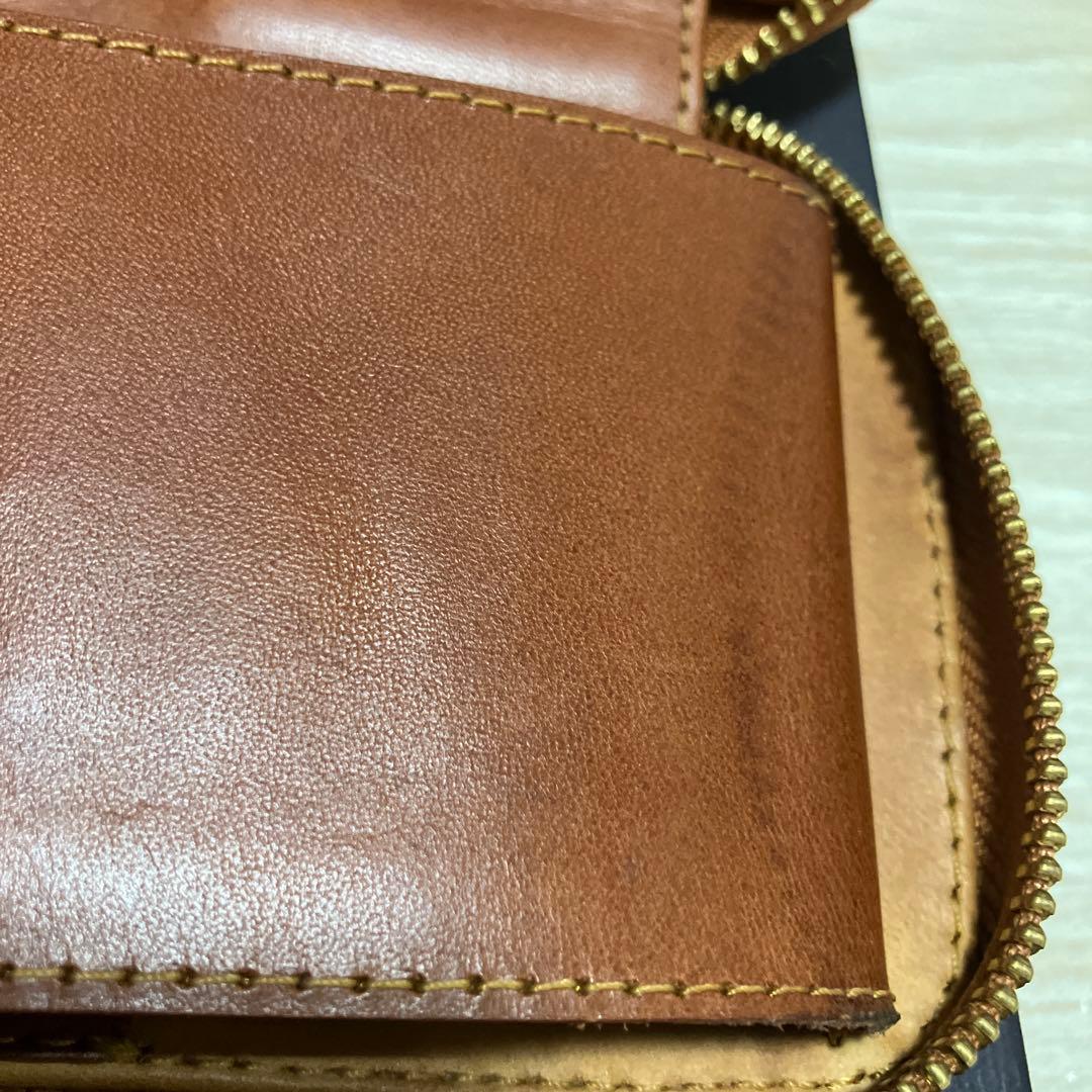 バハギア　ラウンドジップペンケース