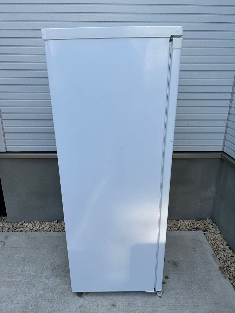 シャープ　SHARP FJ-HS17X 冷凍庫　6段式　ホワイト　送料込