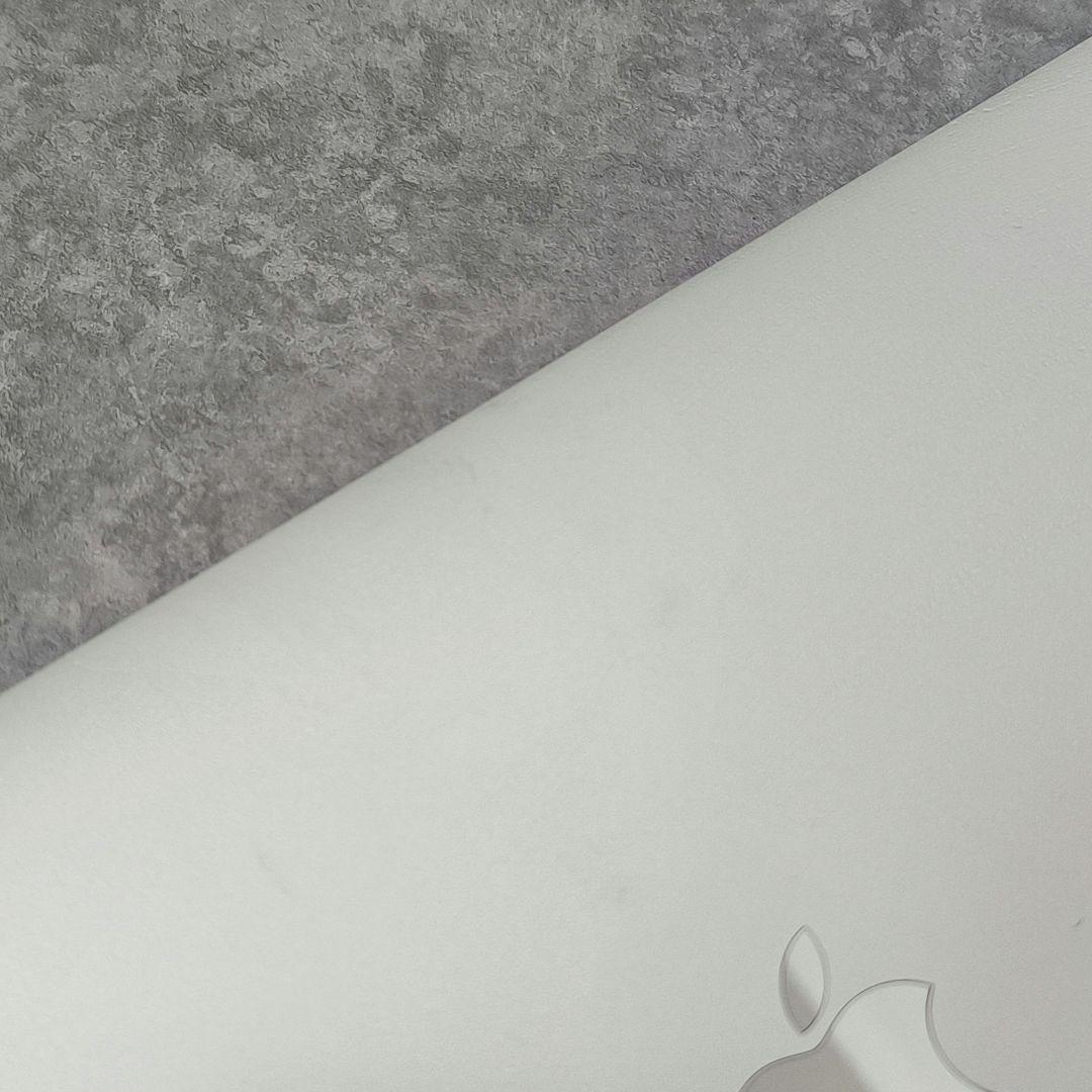 MacBook本体 MacBook (Retina, 12-inch, 2015)