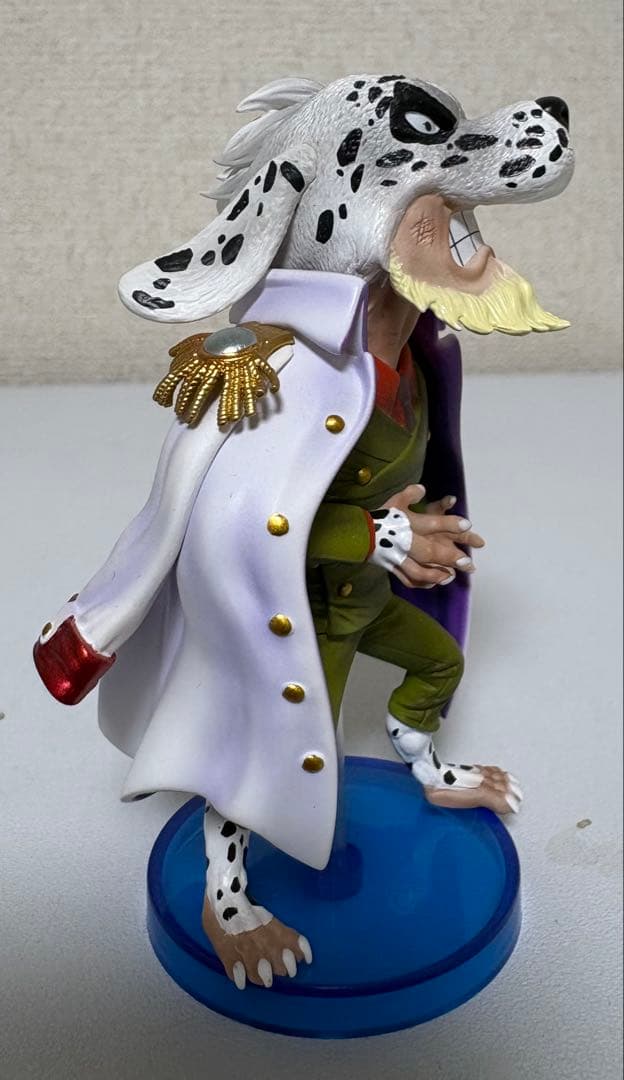 ニクスワンピース　フィギュア　ダルメシアン　海軍　中将　ワーコレ　海外　ガ