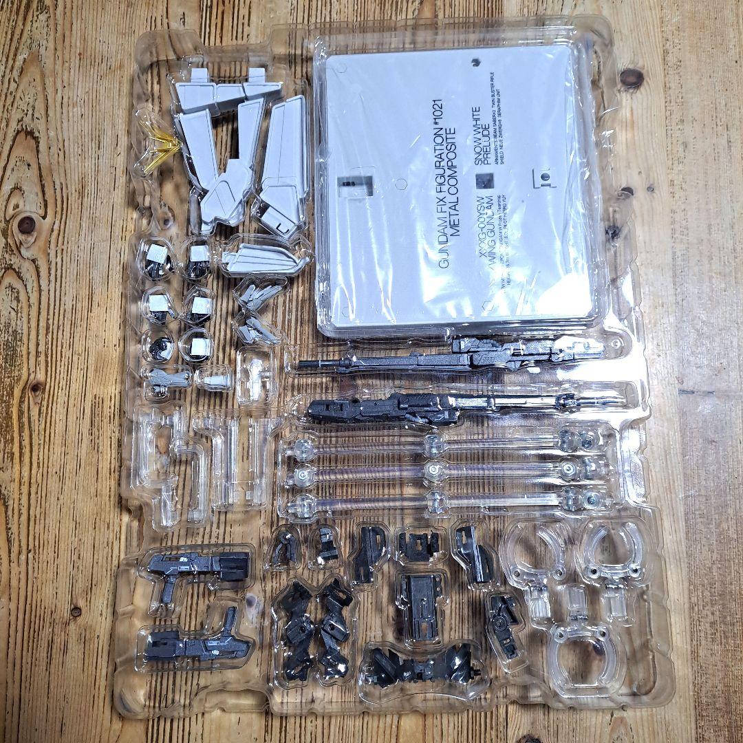 L COMPOSITE ウイングガンダムスノーホワイトプレリュード開封品