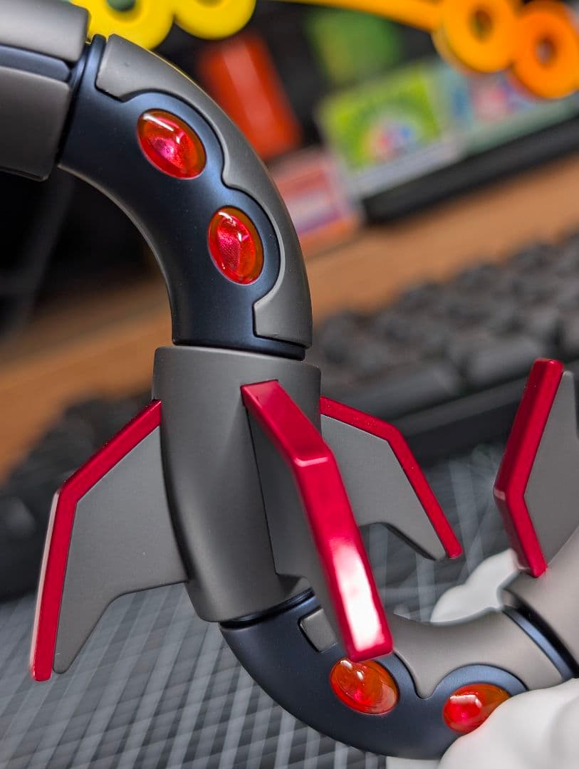 黒いメガレックウザ　全塗装　完成品　ポケプラ