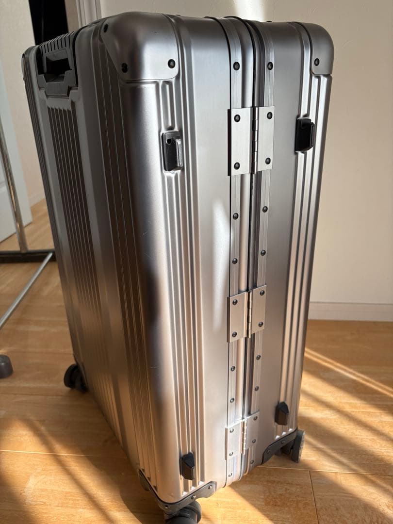 キャリーケース　スーツケース　レジェンドウォーカー　アルミ