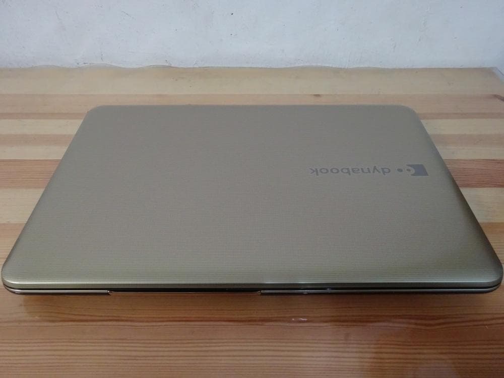 東芝 ノートパソコン dynabook T552/36GK/中古特価美品