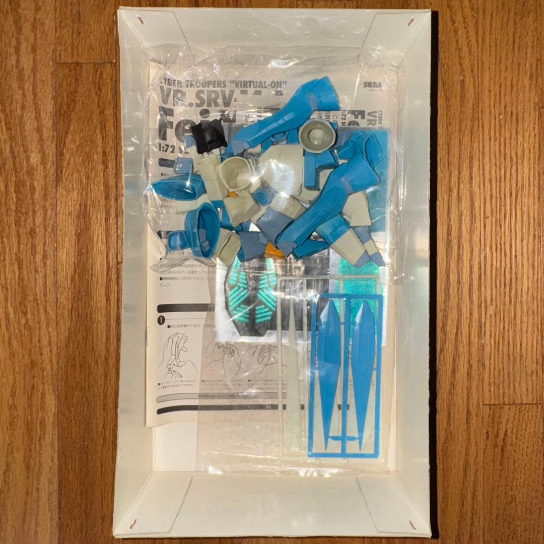 電脳戦機バーチャロン 1/72 フェイ・イェン ソフビ塗装済みキット　青ver.