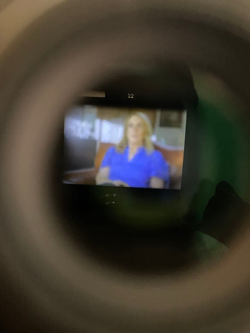 Nikon F4 フィルム一眼レフカメラ Nikkor 105mmレンズ付き