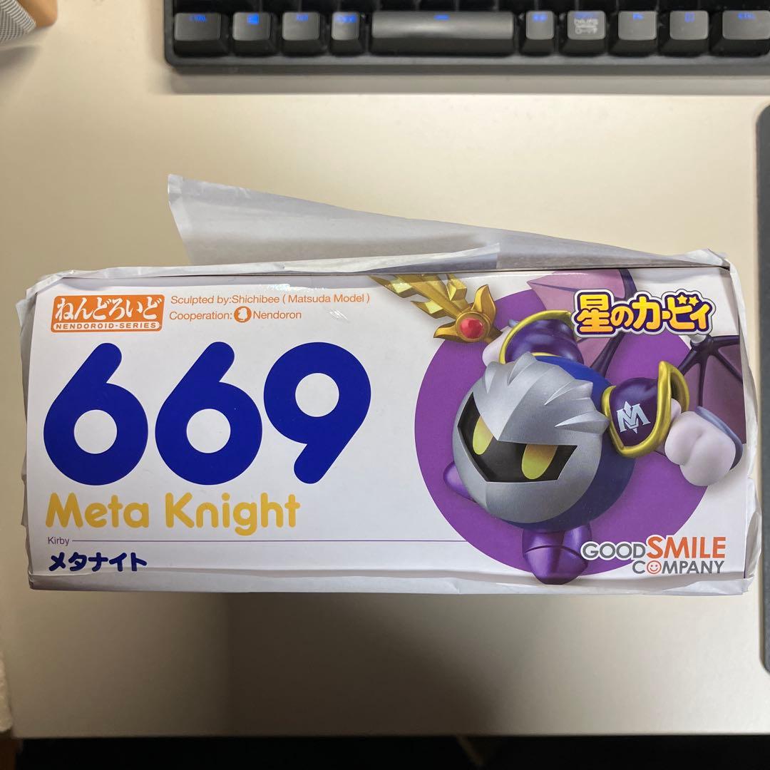 【新品、未開封】星のカービィ　メタナイト　ねんどろいど　６６９