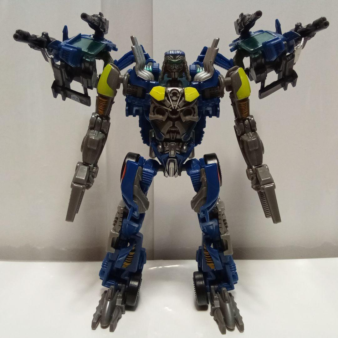 トランスフォーマー　ダークサイドムーン　レッカーズ3体セット