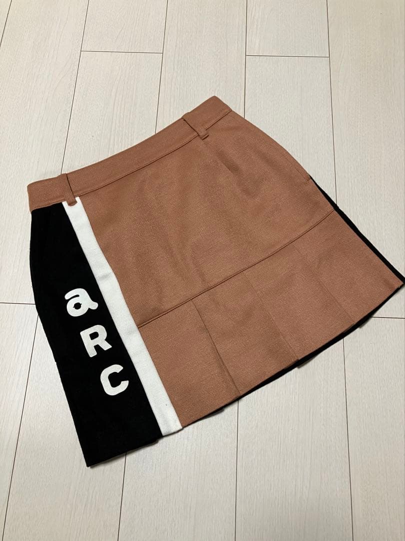 ちーちゃん(超美品)アルチビオニットパーカー・ニットスカート サイズ36