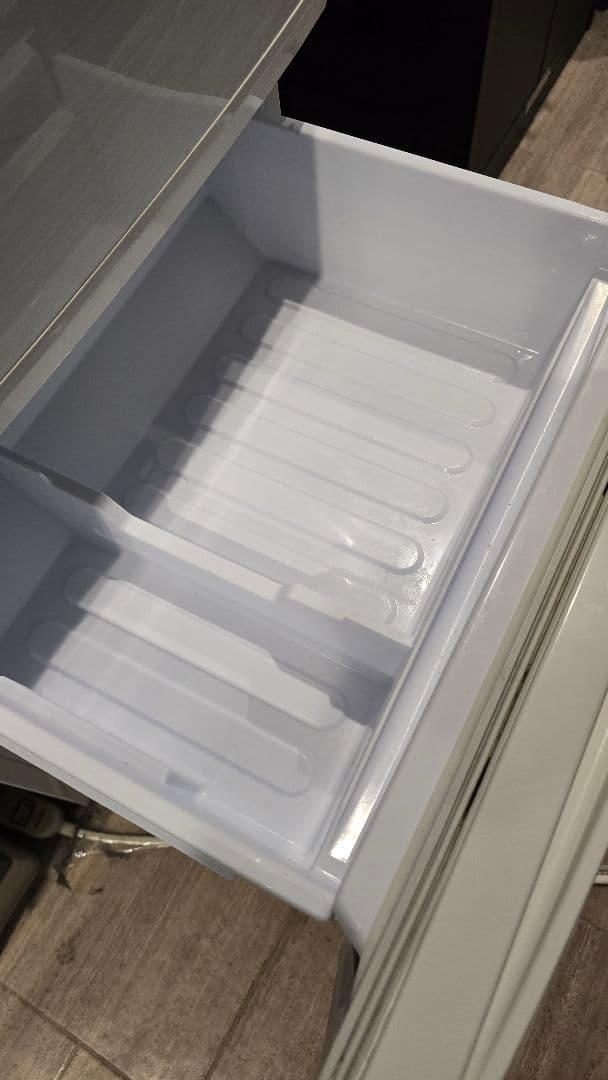 シャープ　ノンフロン冷凍冷蔵庫