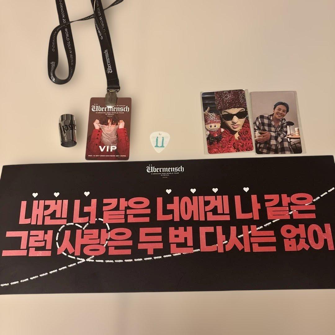 gdragon コンサートVIPパス　フォトカード　トレカ　スローガン　ピック
