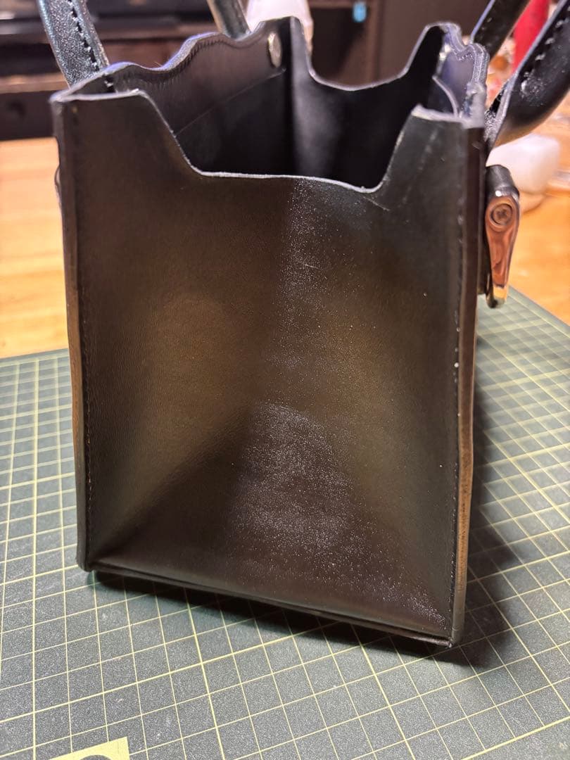 チャリー出品です。