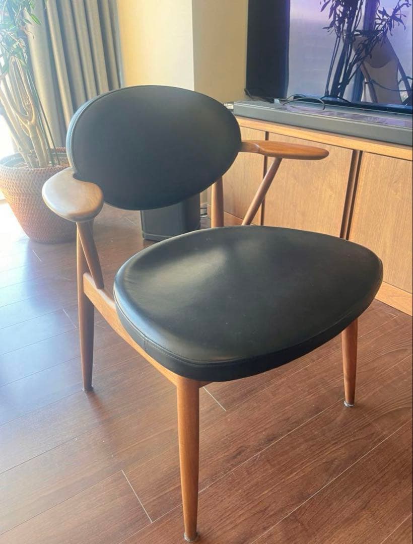 おっしょい　チェア2脚目