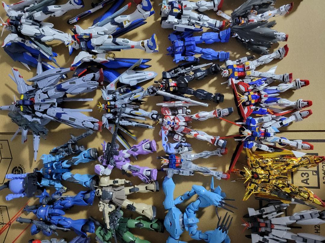 ジャンク　ガンプラまとめ売り34機＋α