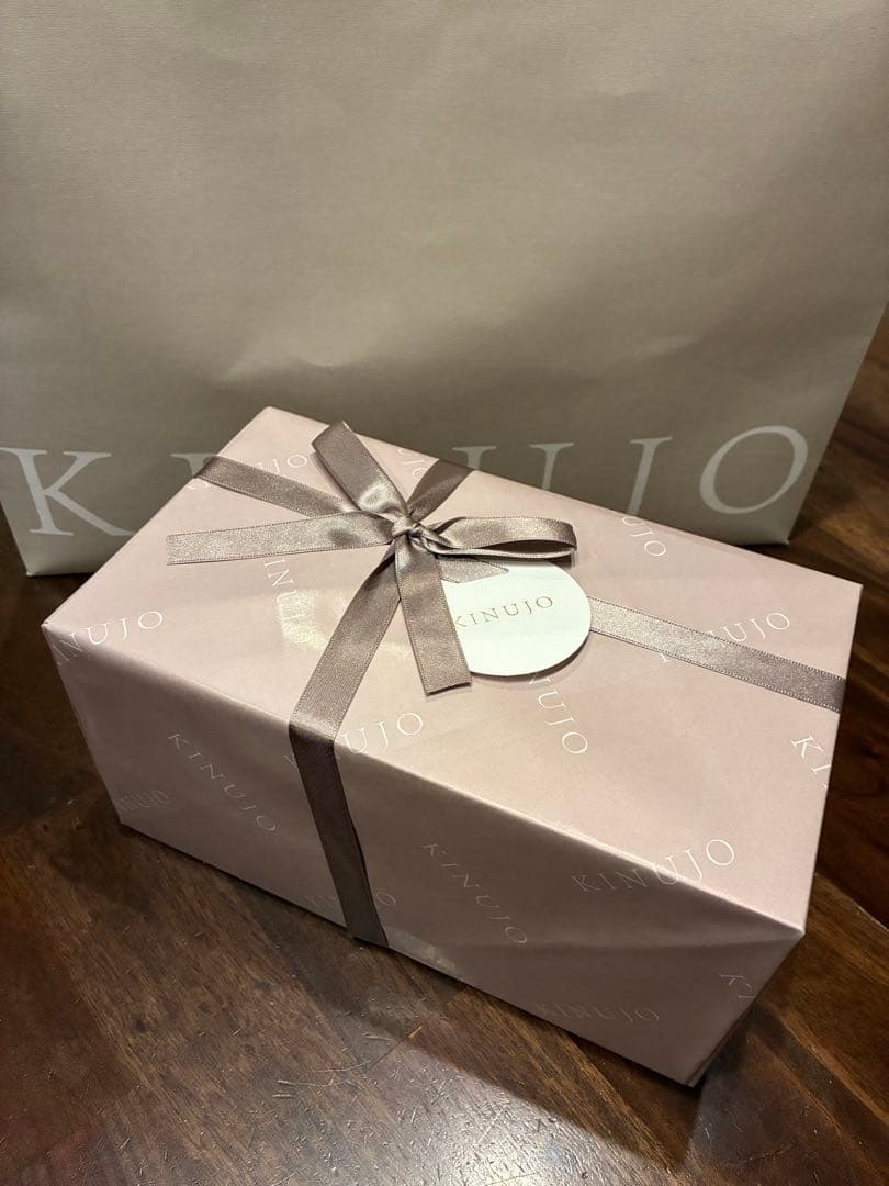 絹女　KINUJO Hair Dryer Voyage ヘアドライヤーHW001