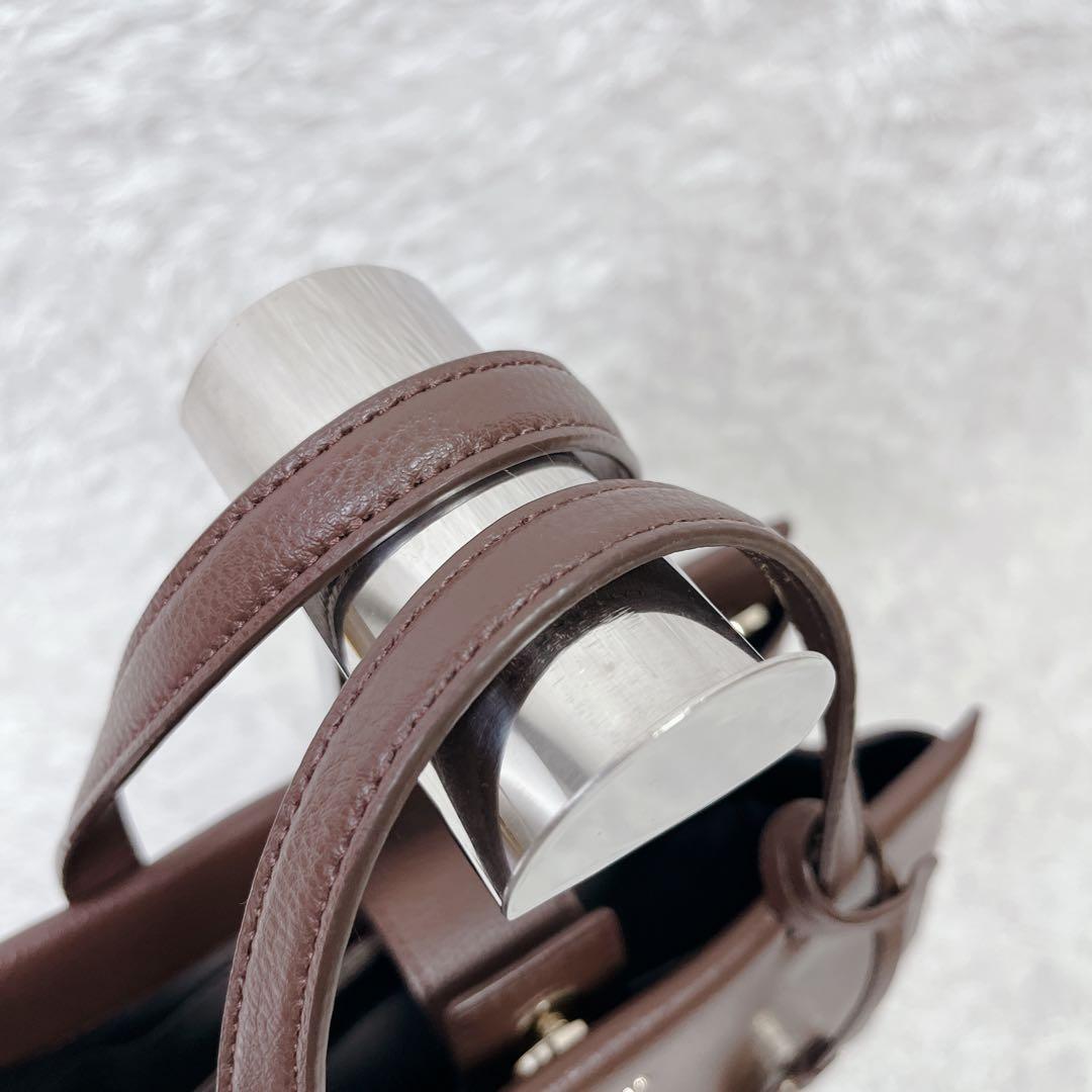 アニエスベー 2way レザーショルダーバッグ　ブラウン　チャーム ポーチ付