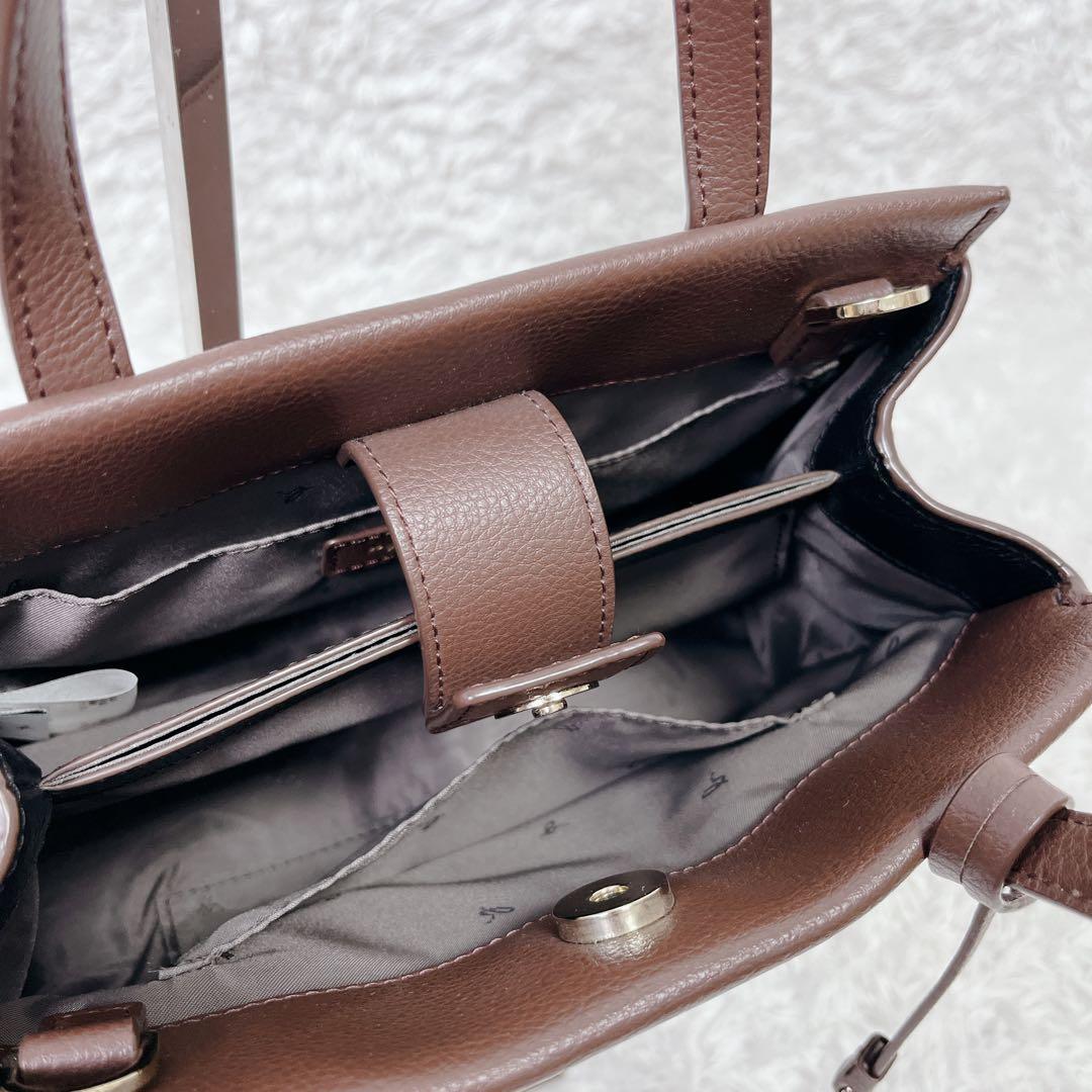 アニエスベー 2way レザーショルダーバッグ　ブラウン　チャーム ポーチ付