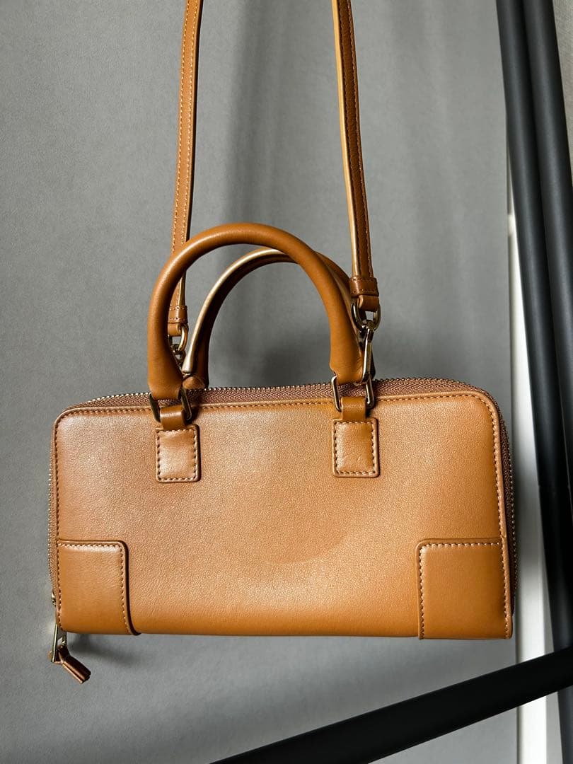 ロエベ　アマソナウォレットポシェット