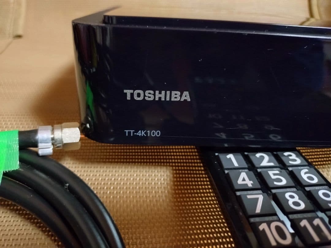 東芝4KチューナーTT-4K100