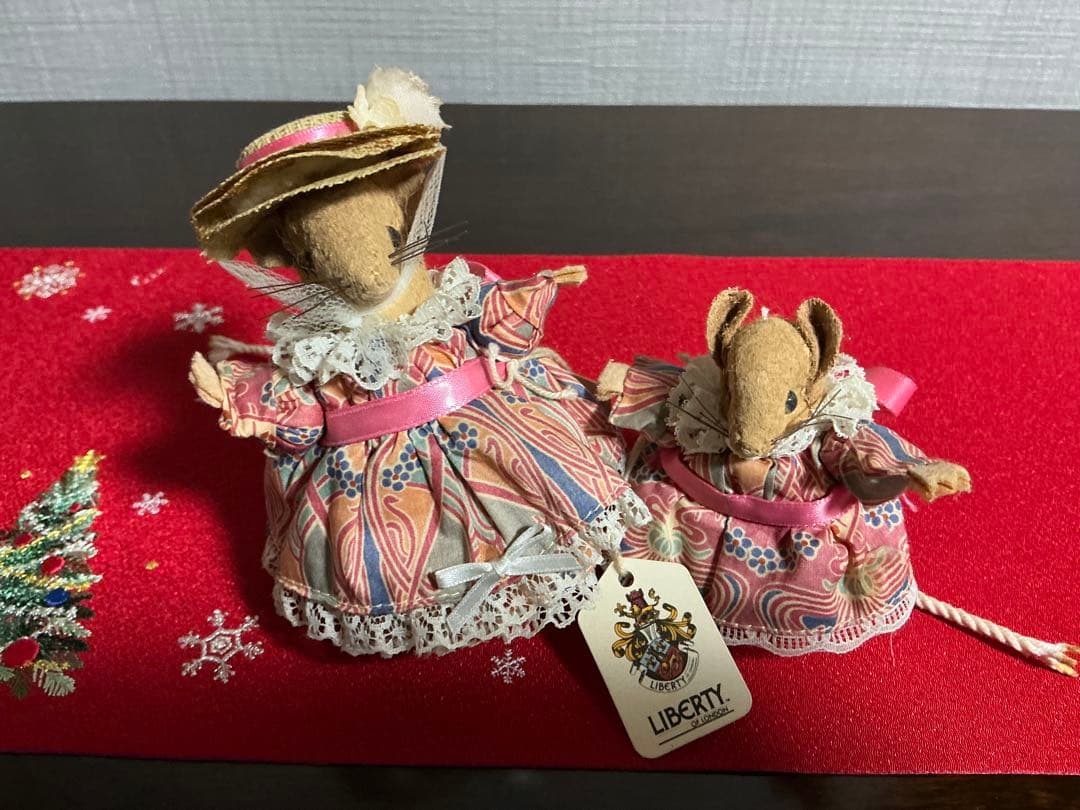 「FARM 」花柄布製ハンガー 7本セットとテディベアとスワトウハンカチセット