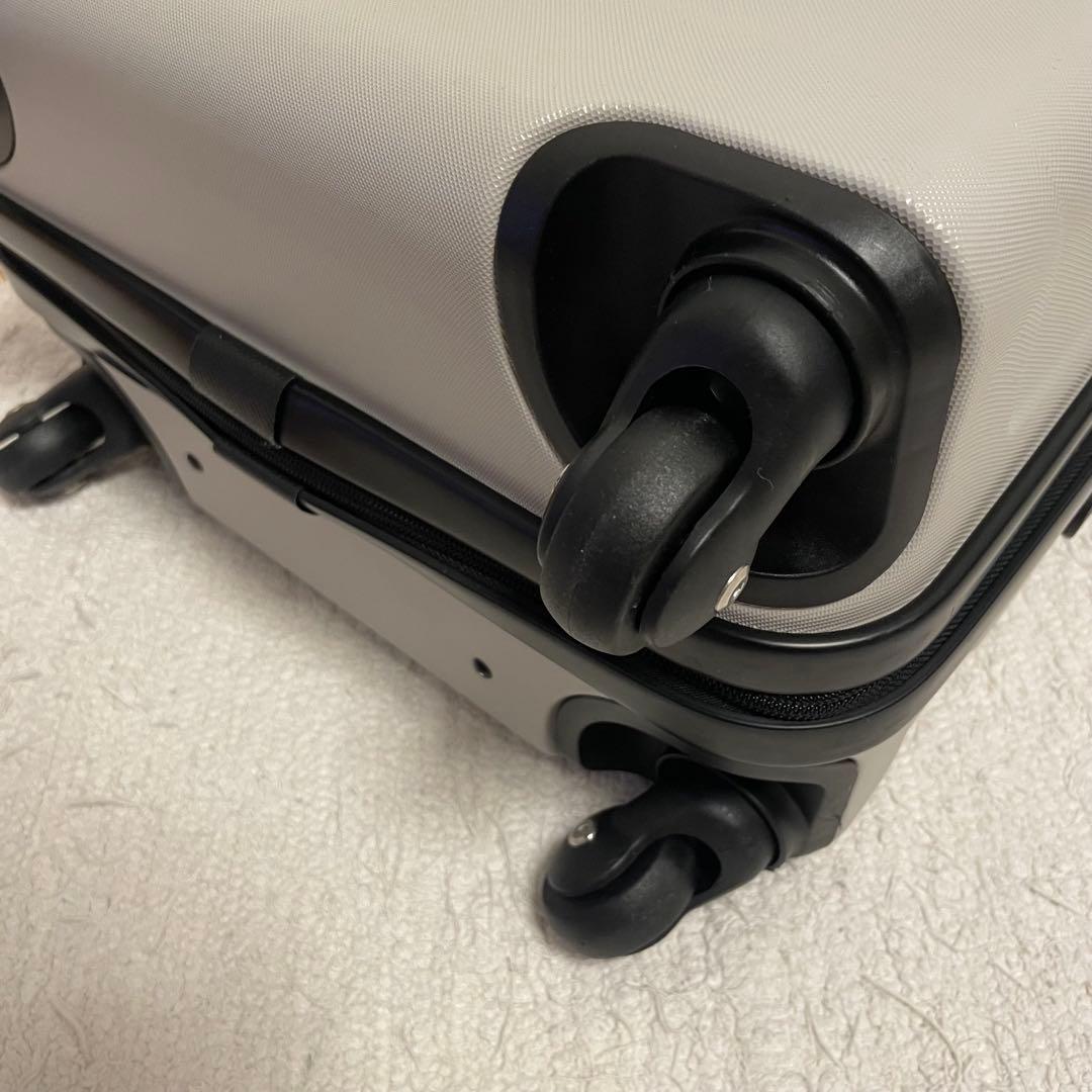 【無印】バーを自由に調節できる　ハードキャリーケース　TSAロック（鍵2本）付き