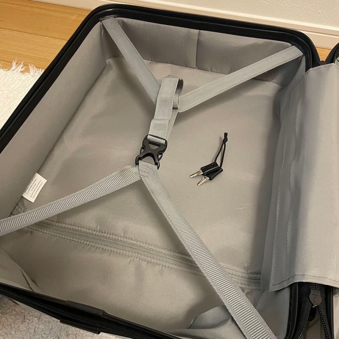 【無印】バーを自由に調節できる　ハードキャリーケース　TSAロック（鍵2本）付き