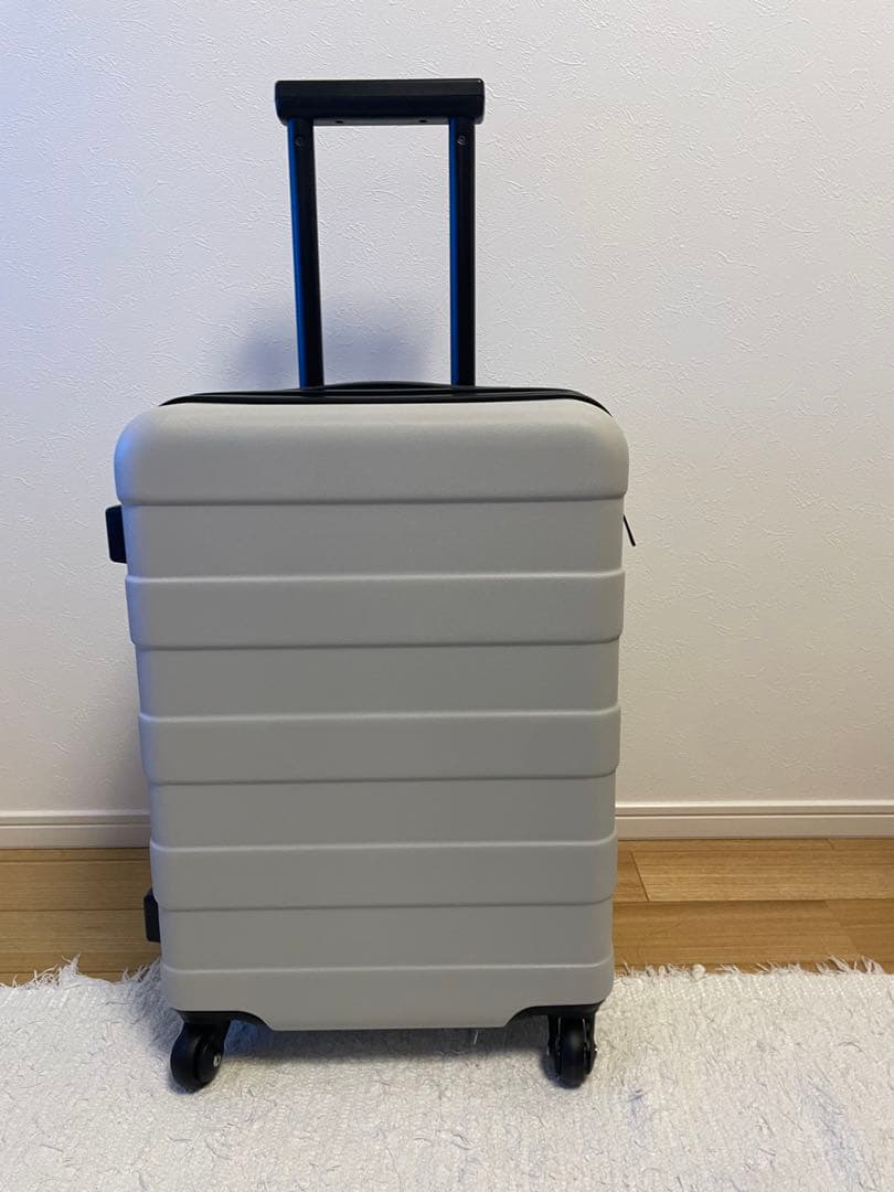 【無印】バーを自由に調節できる　ハードキャリーケース　TSAロック（鍵2本）付き
