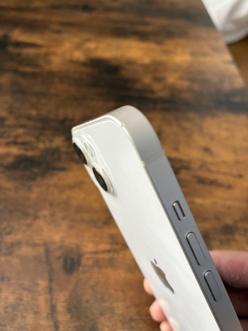 iPhone 13 128GB スターライト 本体