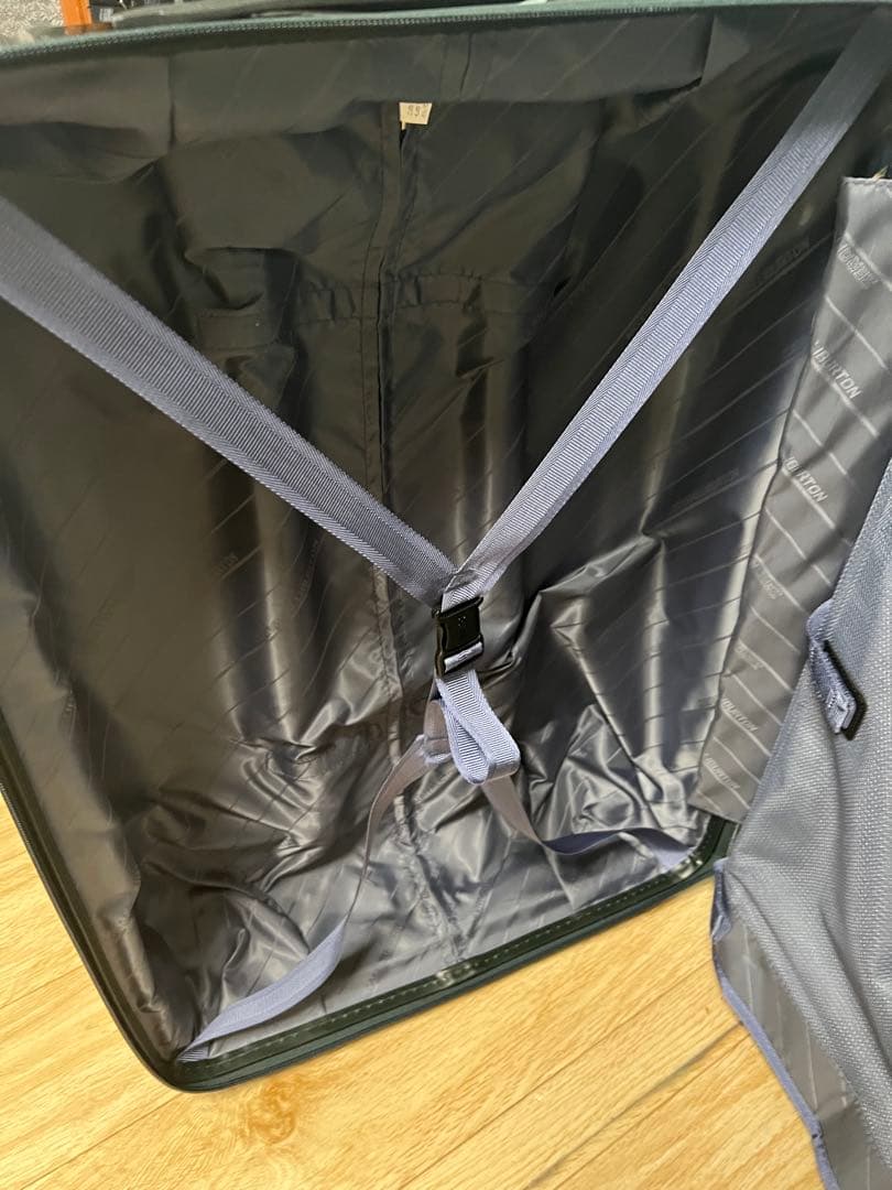 美品送料込‼️ ゼロハリバートン スーツケース /キャリーケース 軽量 6〜7泊