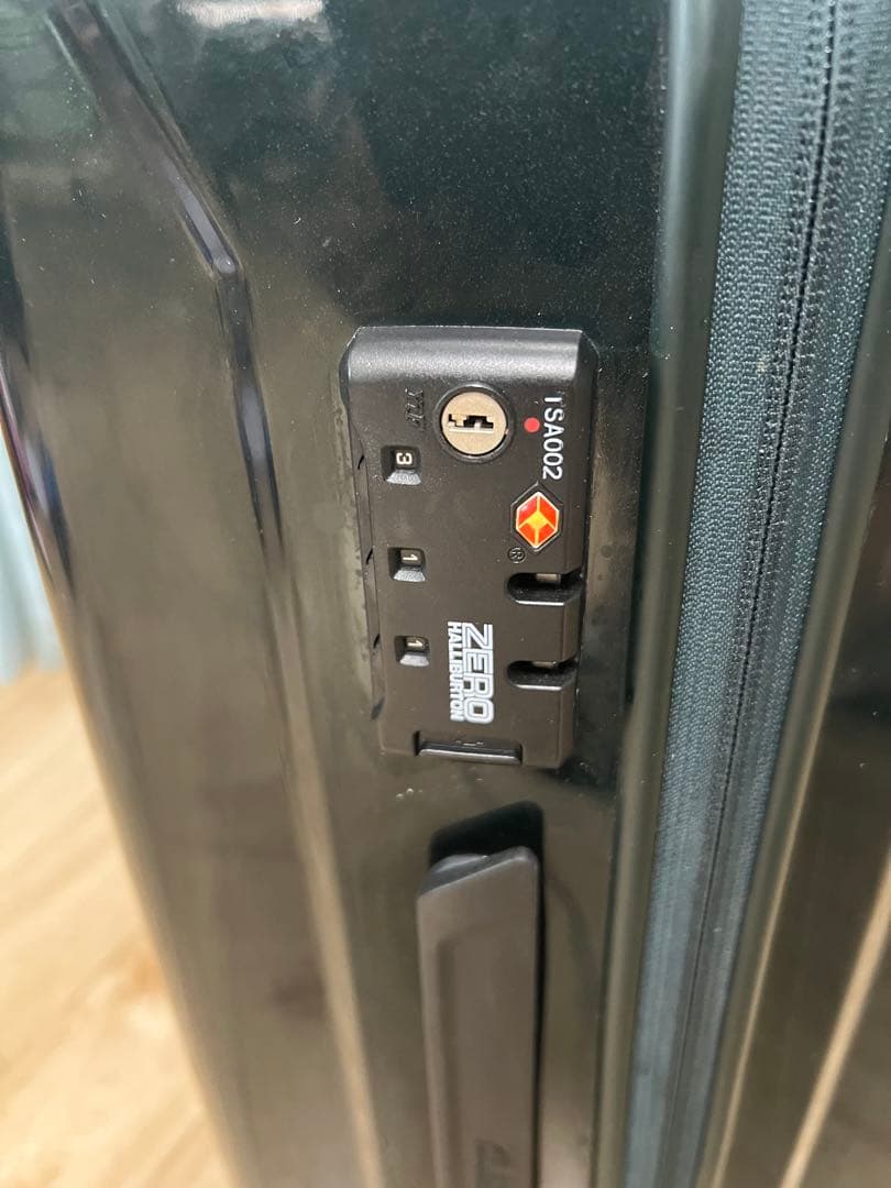 美品送料込‼️ ゼロハリバートン スーツケース /キャリーケース 軽量 6〜7泊