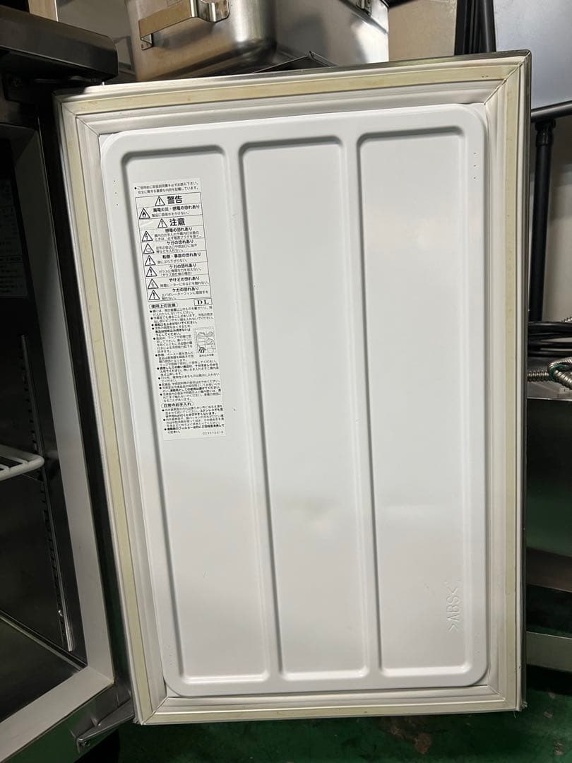 2013年 DAIWA テーブル形冷凍冷蔵庫 1800x600x800