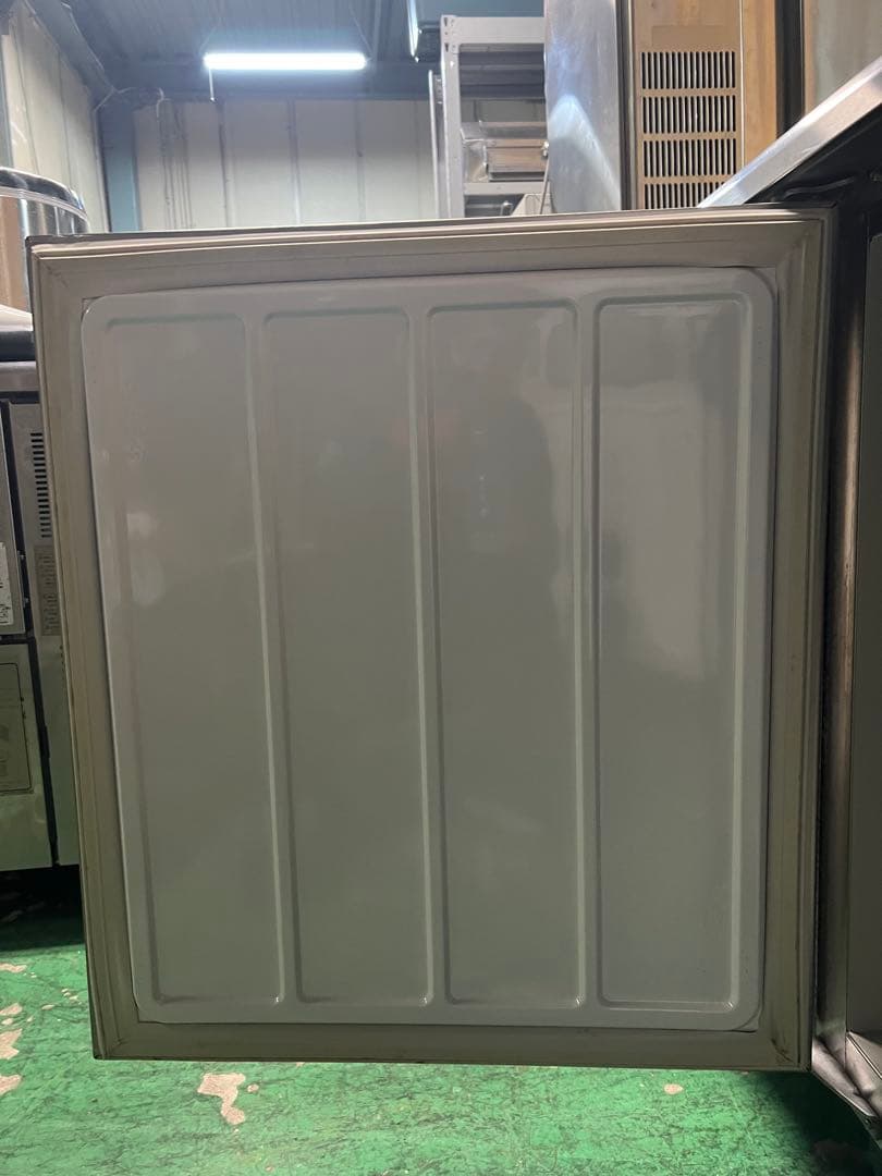 2013年 DAIWA テーブル形冷凍冷蔵庫 1800x600x800